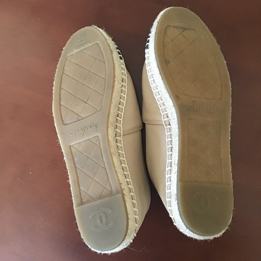 Chanel authentic lambskin cap toe espadrille flats beige/ black Sz 38 US 7.5/8 - Picture 7 of 10